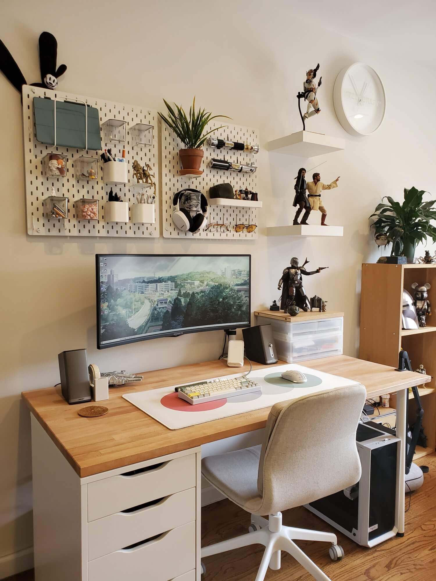 WORK FROM HOME DESK SET UP  aesthetic desk tour, productive workspace, wfh  essentials 