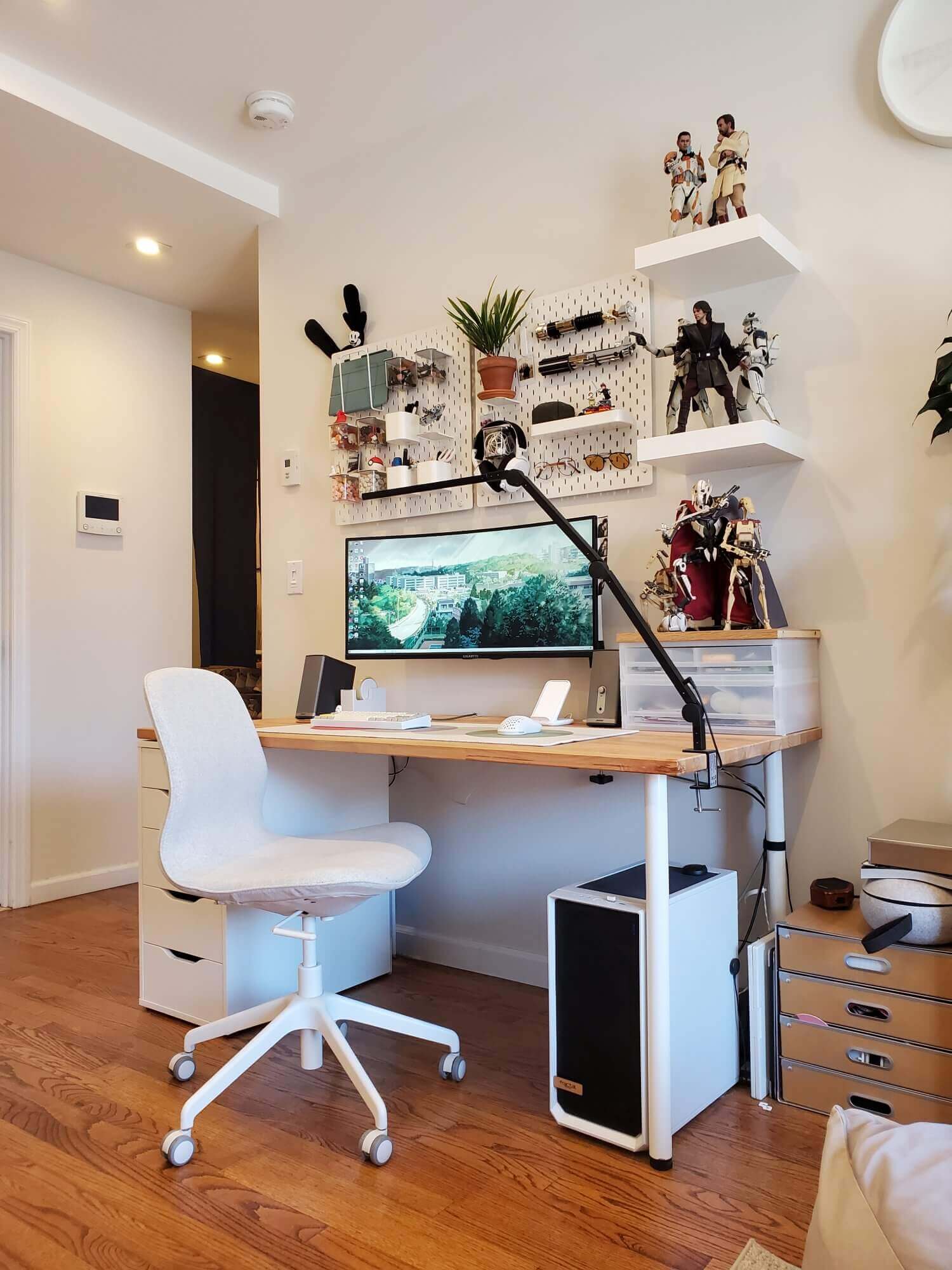 8 Must-Have Items To Step Up Your 'Work From Home' Game In 2022