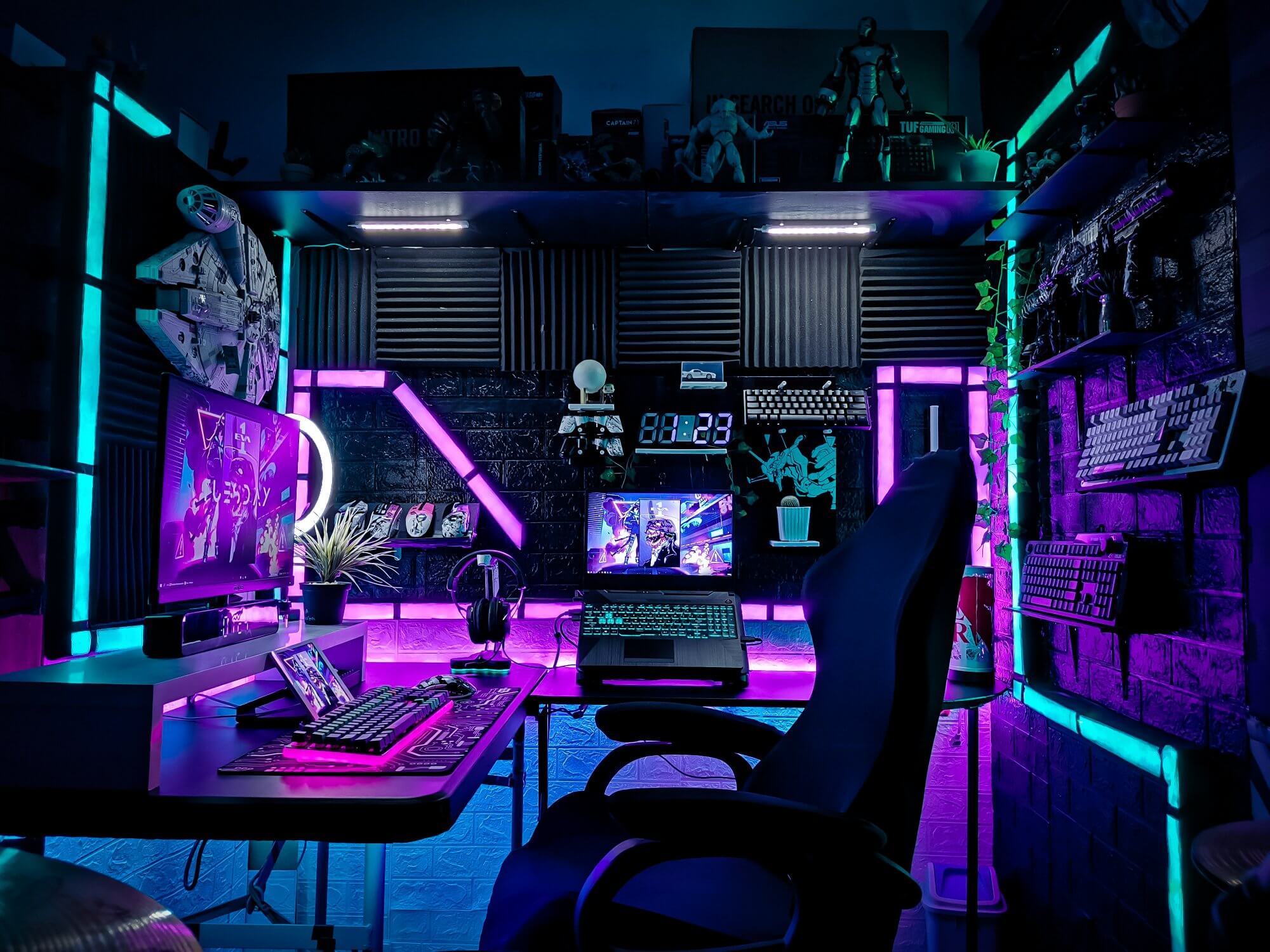 Gerwyn’s Cyberpunk Desk Setup in Rizal, Philippines