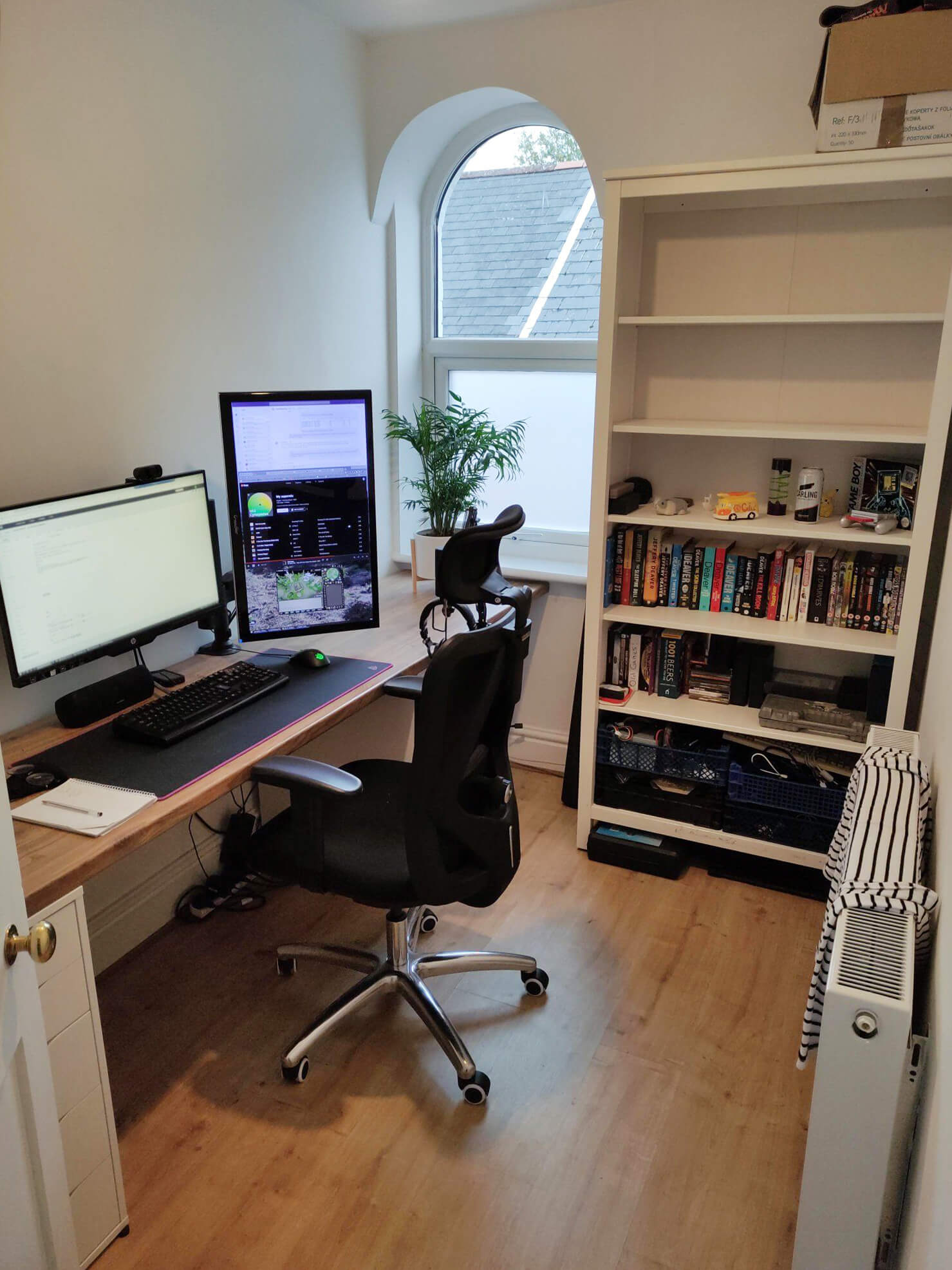 Best small home office ideas for your tiny space