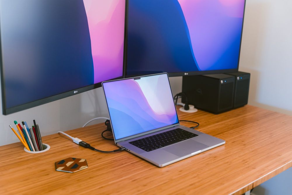 Dual Displays: Creative Director’s Home Office