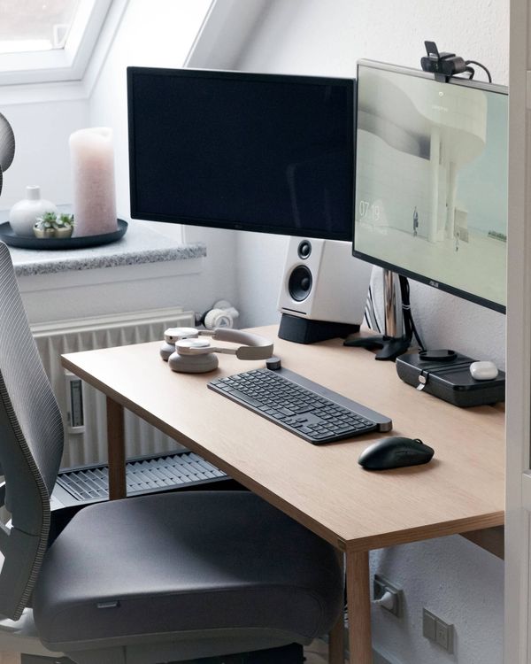 Minimal Scandinavian Desk Setup